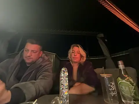 MrandMiss4Life - Lick her arse for a whole 2 minutes