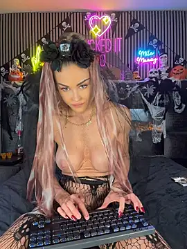 MilaMaaay - ✨AHEGAO BIG DILDO SQUIRT SHOW🤪🌊💦💕
