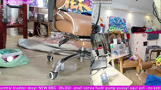 MaryBrook1 - hummer in ass