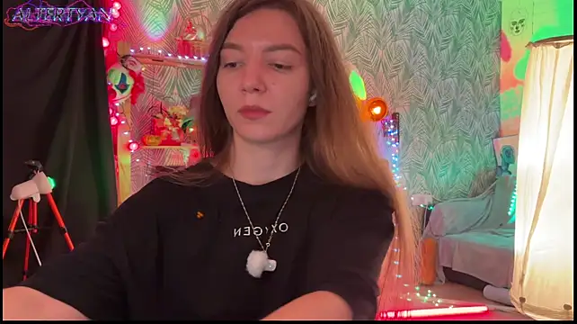 Altertyann - booty close up