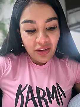Issane_Peru - Ged naked and finger my pussy MACDONALS