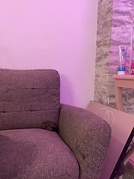 SarayCortez - Open that ass wide, mommy.🍑