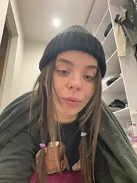Kyivskyi_Tort - More vibrations for my pussy