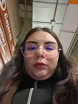 Julieth88_ - Take off your panties + rub my wet clit