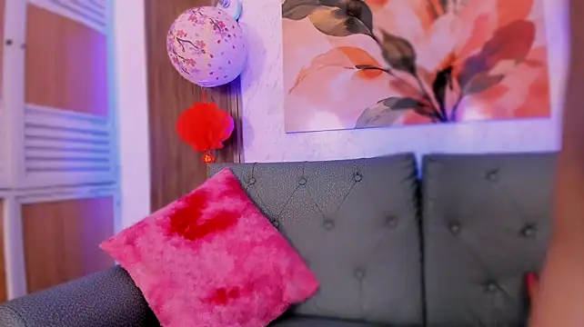 Sirenita_petitexoxo - fingering pussy