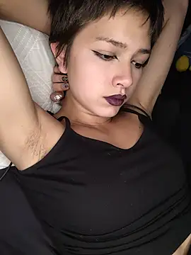 Vickyinloveee - ONE FINGER IN ASS