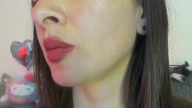 Queen_fetish - LICK DILDO