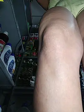 Queen_lorena - fingers pussy my cum
