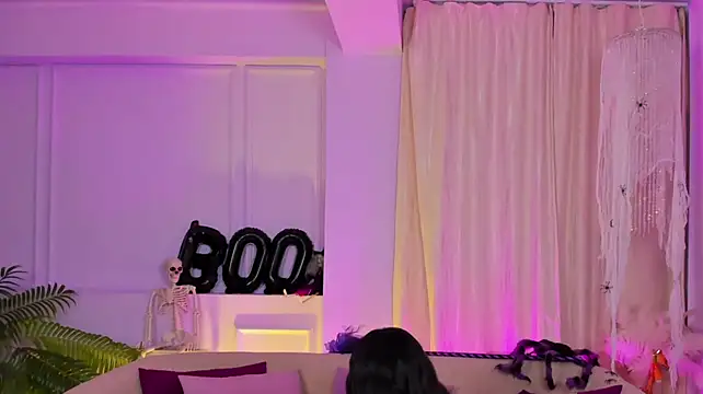 AvaCassidy - LET'S SET THE BOOBS FREE 🍒