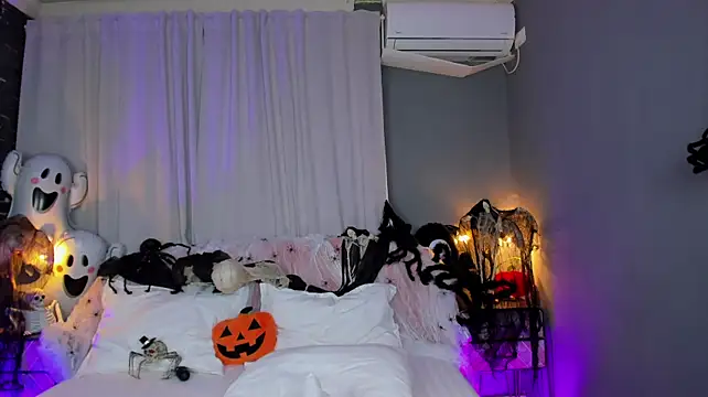 AmedeeaBanks - A hard deep orgasm is needed ✨✨