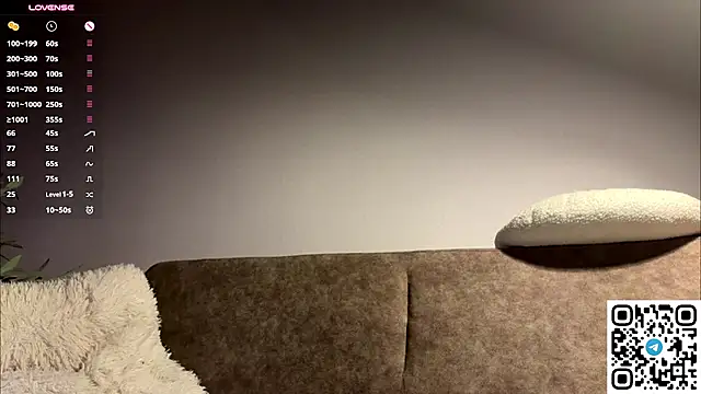 PetulaGunton - Dildo in my tight pussy🥵🥵