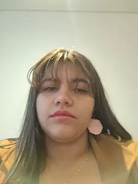 Ivy_enjoy - Rub my pussy in public