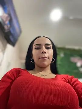 Naatalia - Make me horny