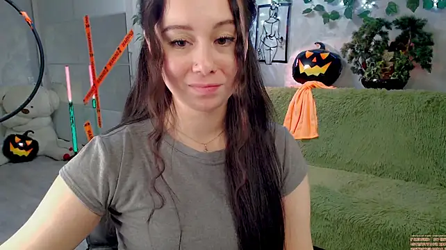 AlinaEleven - play tits 5 min