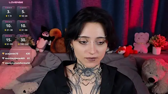 Neya_Lettee - Doggy in pants