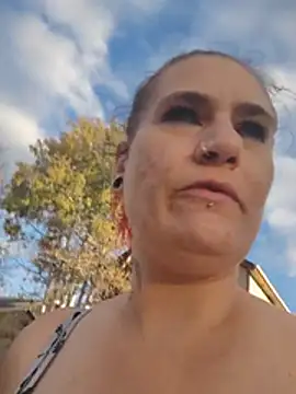 SexyLexii44 - Titties out for 10 min on I 25 ON Return