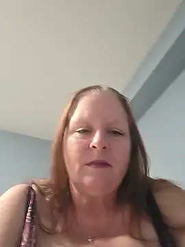 CanadianQueen1973 - Show pussy