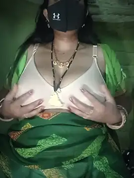 Sexyradha_