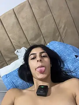 Cristel_17 - ZOOM ASS OPEN TWO HANDS