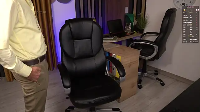 Secretary_bj - Plug lovense anal