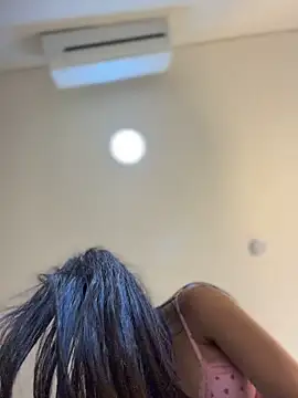 _Valentinaa_ - TAKE OFF MY JEANS