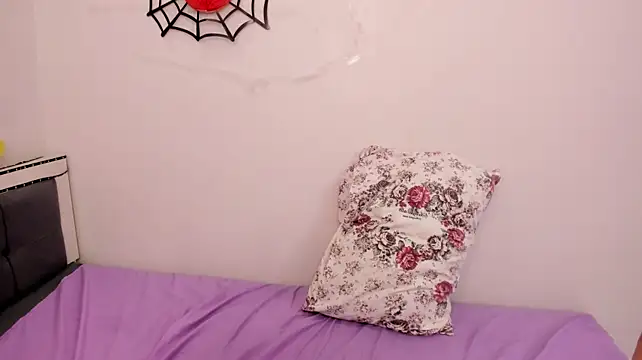 SweetSohee - oil massage boobs