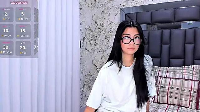 April_Addams69 - sexy dance ;)