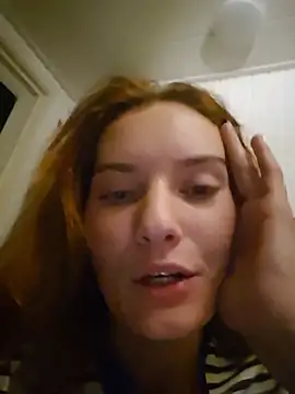 Sweetsophie69 - pussy close upp plus dildo playyy