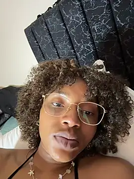 Ebony_love07 - 😈ride your dick papi😈