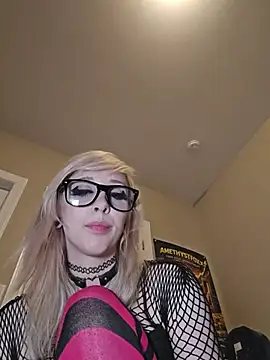 AmethystFoxx - Stretch pussy w/ thickest realistic toy