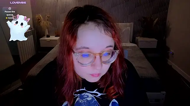 Aleks-casterrr - spank the maid's sweet ass x5