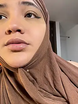 Sweetmuslim01 - fuck cucumber in the kitchen sofia 🥛🥵