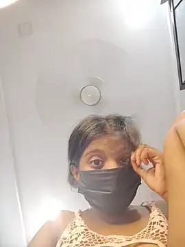 Mini-cutie - 2 fingering in ass pussy