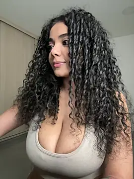 Curlyierr - UNDRESS AND GET NAKED