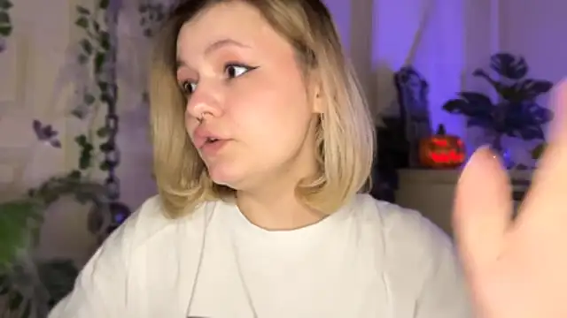 MoonIvy_ - 💕FUCK MY MOUTH WITH TWO DICKS💕
