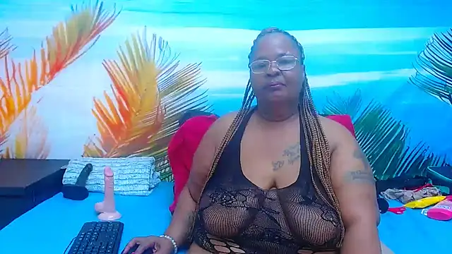 MatureMilfxxx - ANAL PLAY