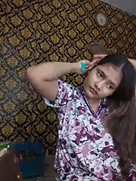 Hot_desi_bb2 - Full nude face pussy