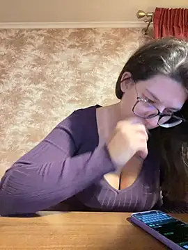 NadiraNoor - 2 vids+1 min ctrl toy LT