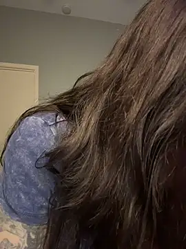 BeautifulMesss - Masterbate hallway roomate downstairs