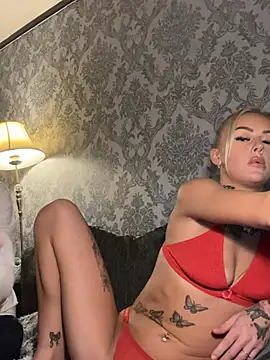 SquirtQueenNaughtyCourts - HARDCORE FUCK & SQUIRTING😈💦😝
