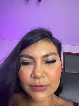 ItsEla - cameltoe and feel me love 🙊