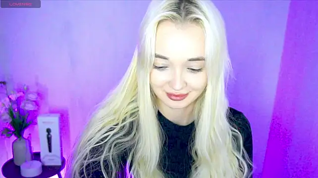 Ashley_S - )