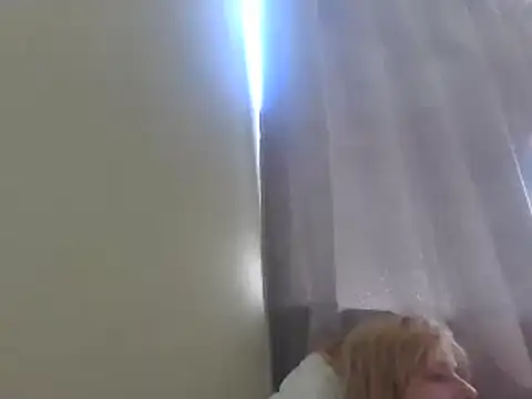 Valenciaishorny - i will finger myself