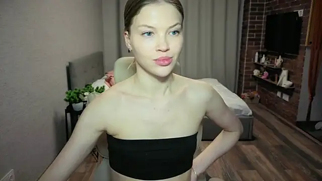 EmmyMills - Topless❤️