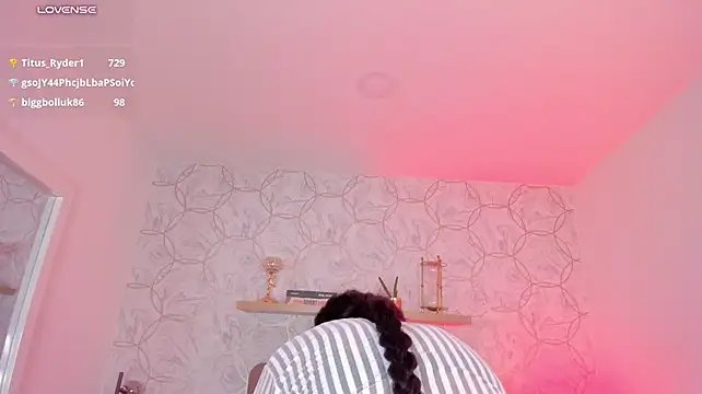 Huge_boobs_ebony_