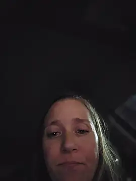 SkyelarSomer - Close up pussy flash