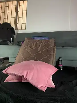 Miichii - spanks ass for 1 time