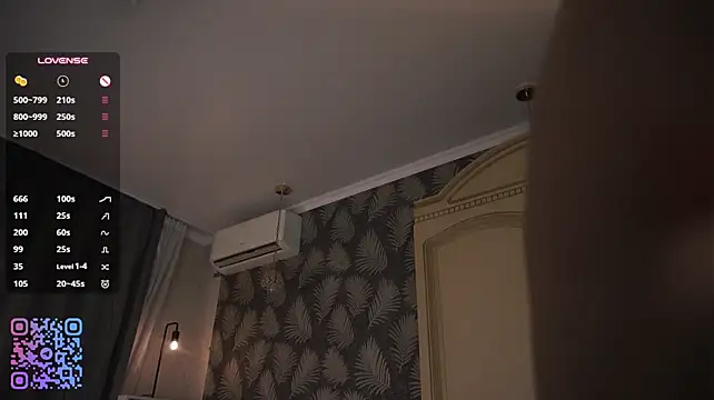 EvelyneWineinger - 💖Masturbate with close up cameltoy💖