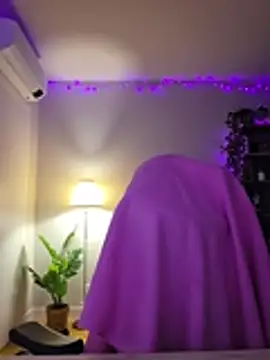 MiaRides19 - I will suck dildo 🙈🙈