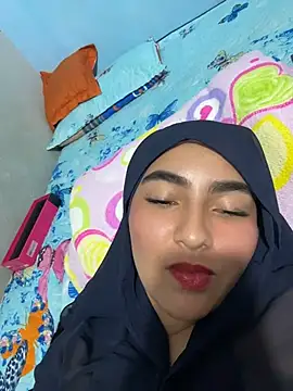 Malika_Noor - Ride toy + control 3 min 🎮